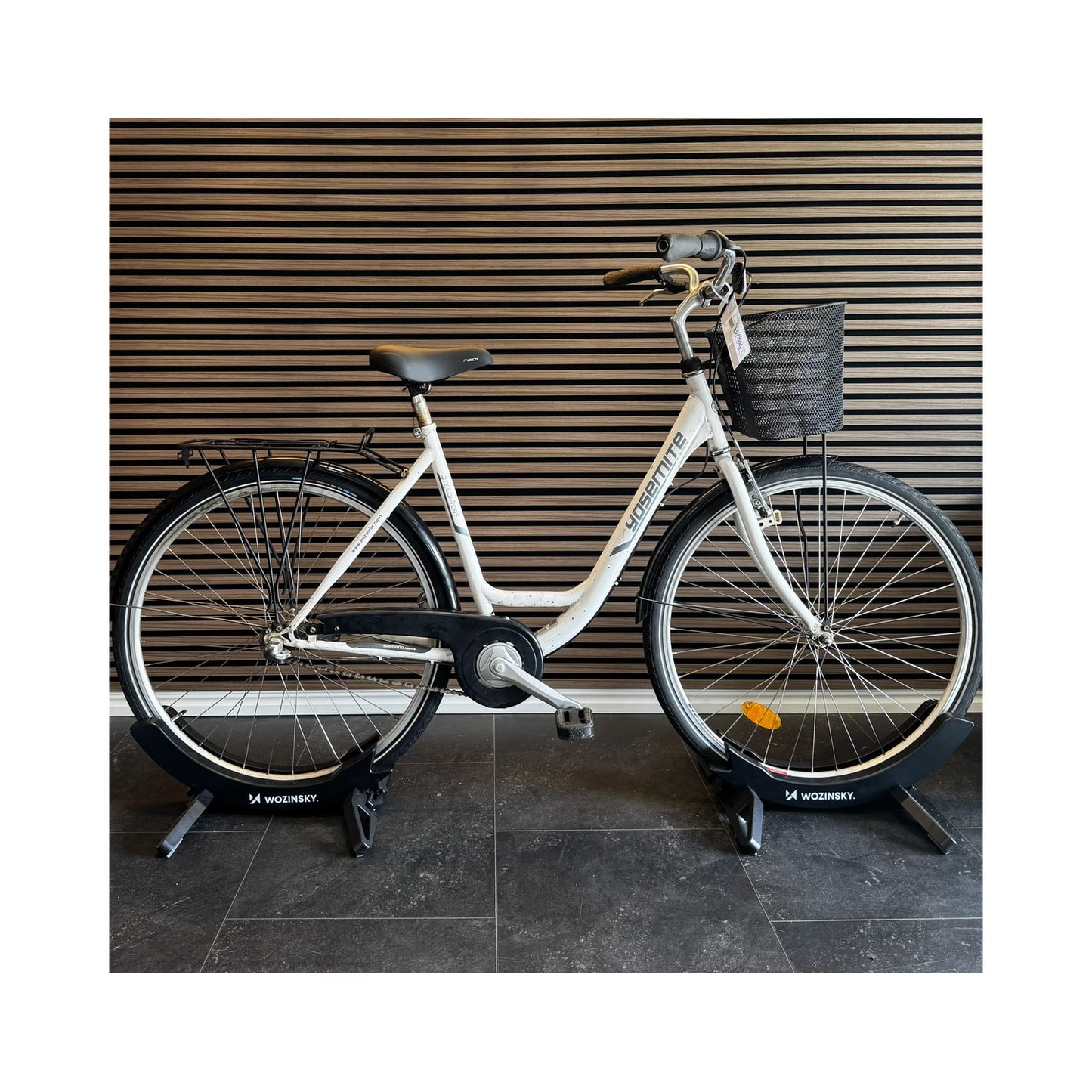 Yosemite Damcykel 51 cm 3-växlad med Korg - Vit