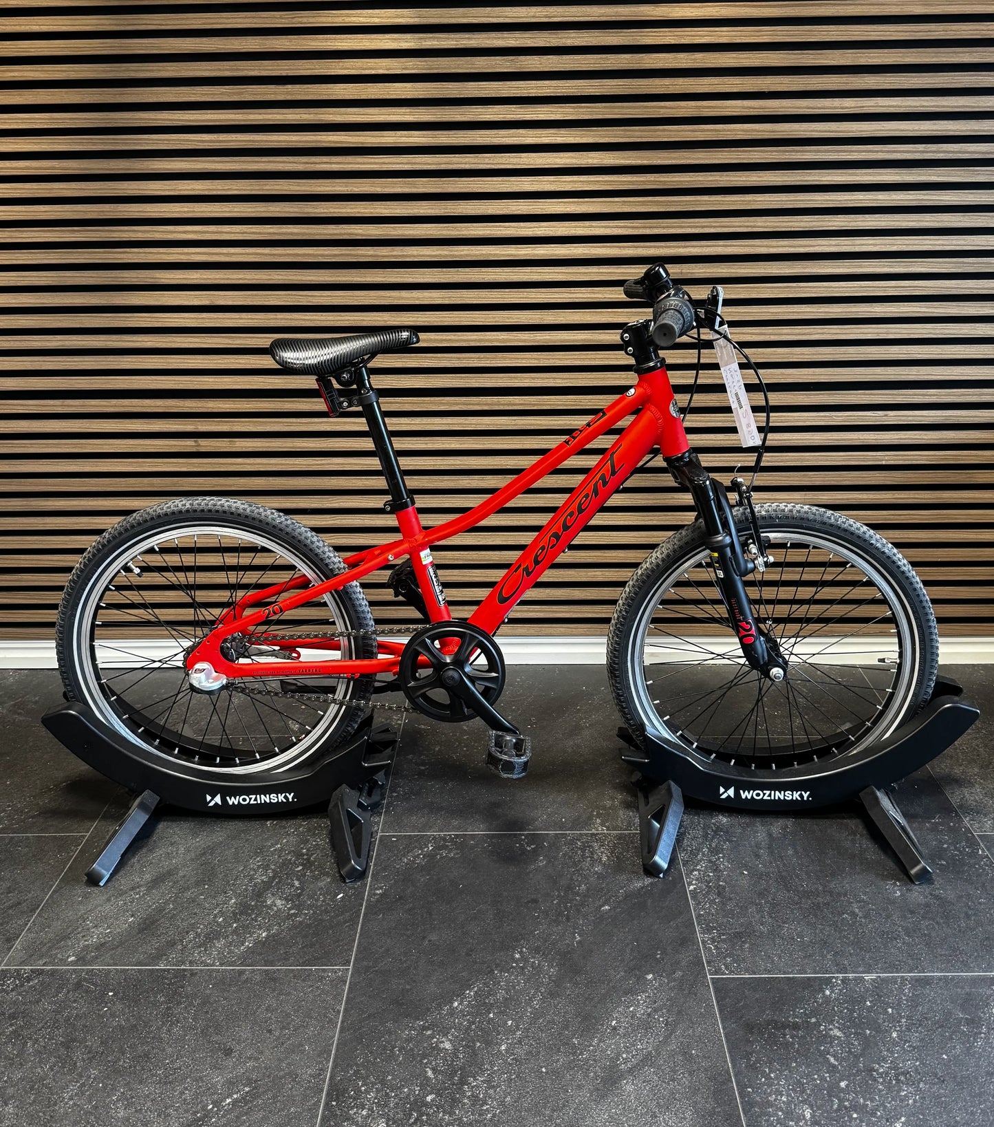 Crescent Barncykel 20 tum 3-växlad Röd