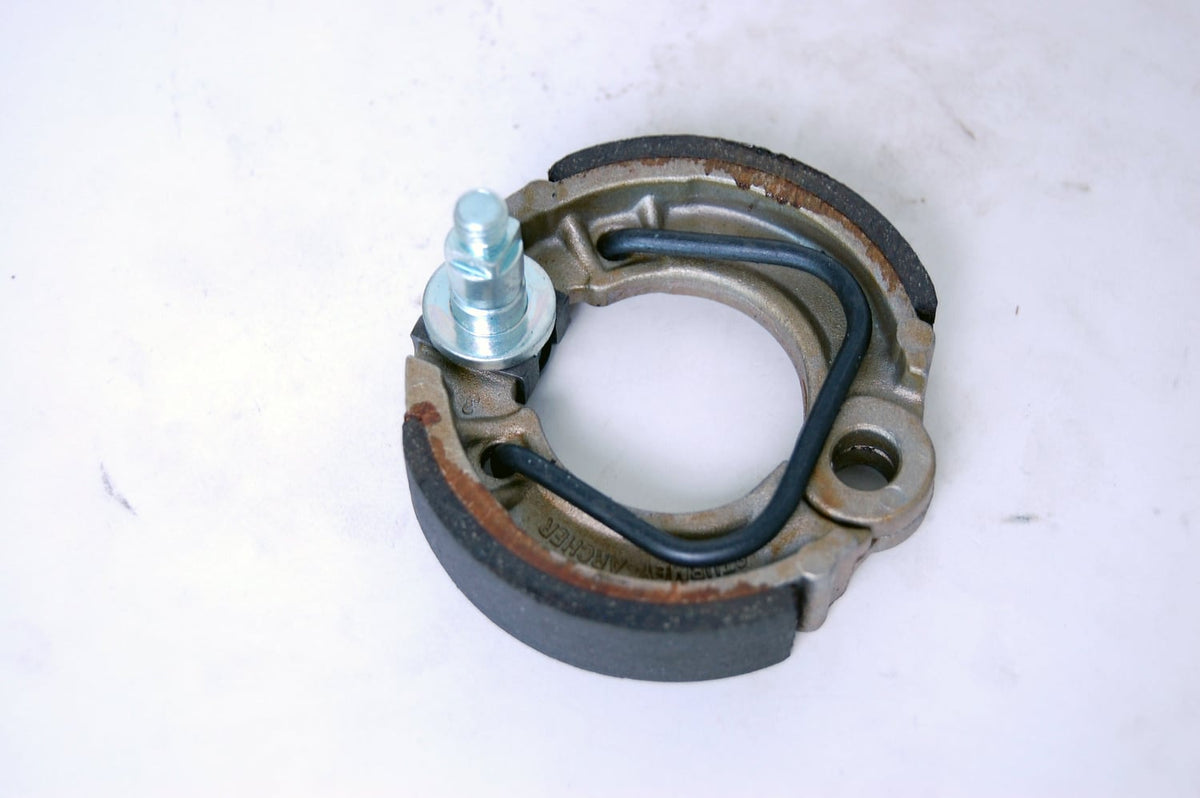Sturmey Archer Bromsbackar – 70 mm för Elite och Summit-nav